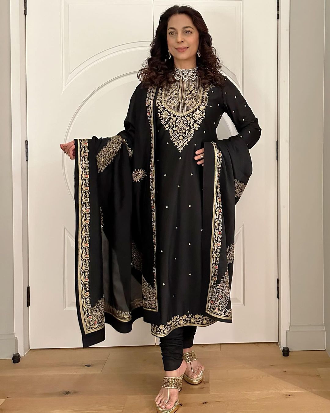 Juhi Chawla’s Kurta And Churidar Suit